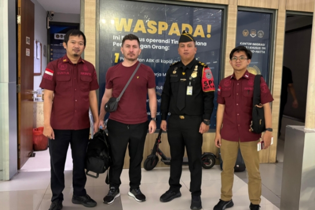 Imigrasi Parepare Deportasi WN Turki Usai Kedapatan Tinggal Ilegal 616 Hari