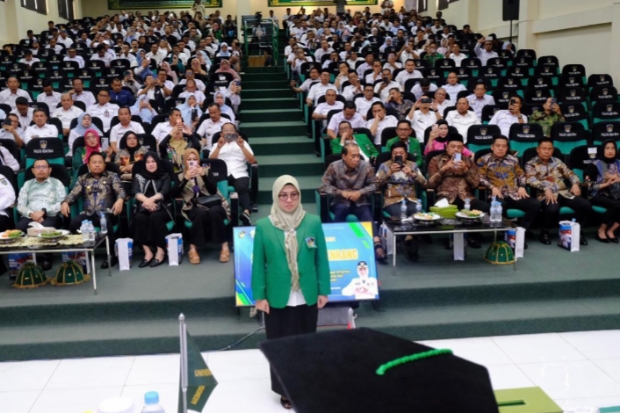 Bupati Gowa Raih Gelar Doktor Ilmu Manajemen, Angkat Isu Kepuasan dan Kinerja PNS