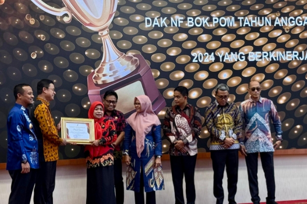 Komitmen Pengawasan Obat dan Makanan, Pemkab Gowa Raih 2 Penghargaan