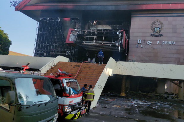 DPRD Sulsel Minta Inspektorat Lakukan Audit Kontruksi Bangunan Pascadibakar Massa