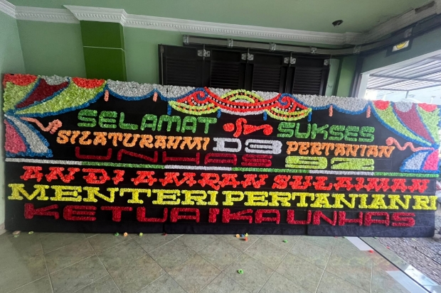 Alumni D3 Pertanian Unhas Gelar Reuni ke-33, Mentan Ucapkan Selamat Bersilaturahmi