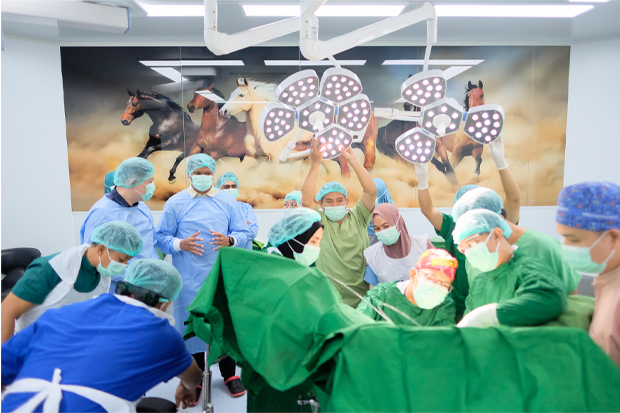 RSUD Bantaeng Hadirkan Teknologi Laser Atasi Wasir, Bupati Uji Tegaskan Ditanggung BPJS