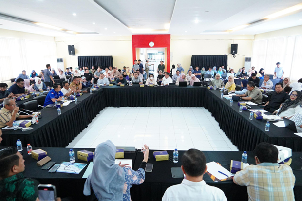 Rapat Hingga Larut Malam, DPRD Sulsel Minta Bantuan untuk Petani dan Nelayan Ditambah
