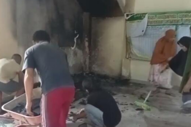 Legislator Andi Hadi Ibrahim Kecam Pembakaran Lemari Masjid Al-Muhajidin