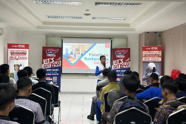 Astra Motor Sulsel Gencarkan Kampanye Cari_Aman ke Supporter DBL