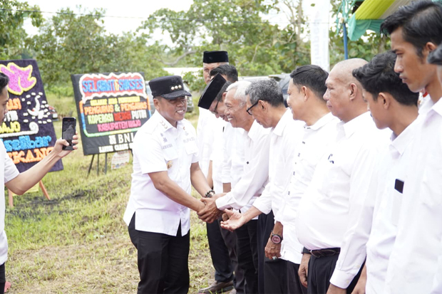 Bupati Andi Rosman Kukuhkan 1.520 Pengurus Koperasi Merah Putih di Wajo