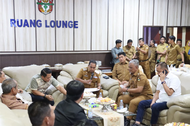 Bupati Andi Rosman Apresiasi Komitmen DPRD Provinsi Atas Perbaikan Infrastruktur di Wajo