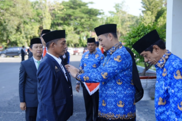 81 ASN Pangkep Terima Satyalencana Karya Satya