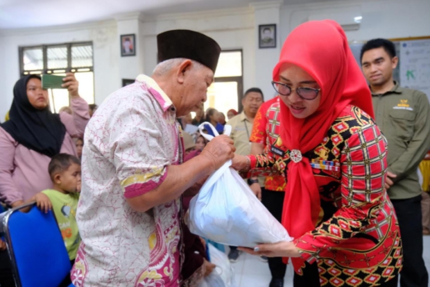 Pemkab Gowa Dorong Kemandirian Warga Lewat Program PKH dan Sembako
