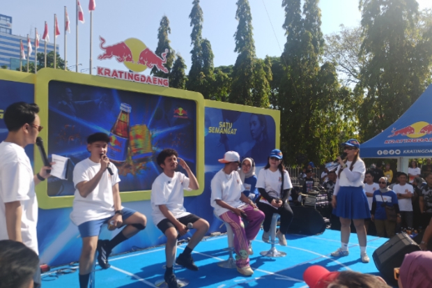 Kratingdaeng Kampanye Satu Energi Satu Semangat di Kota Makassar