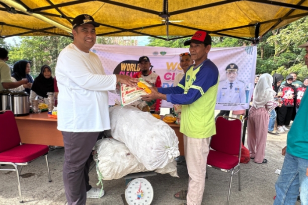 Warga Bisa Tukar Sampah dengan Sembako di Peringatan World Clean Up Day