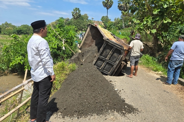Plat Dekker Penghubung Kelurahan Togo dan Bontoraya Rusak, Masyarakat Resah
