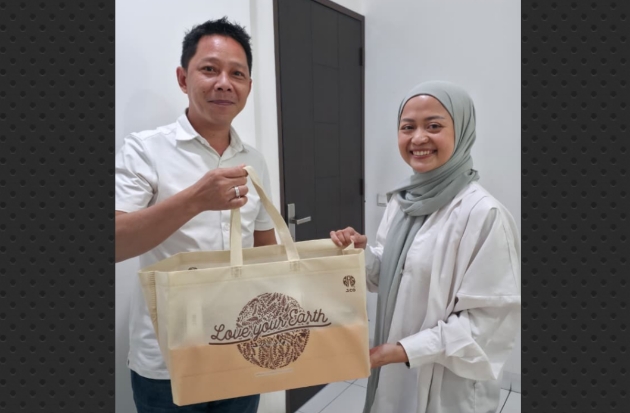 Kalla Aspal Bangun Kedekatan dan Kepercayaan Lewat Kunjungan Langsung ke Pelanggan