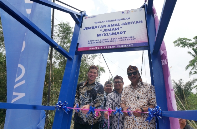 XLSMART Bangun Jembatan Wakaf, Dukung Konektivitas Desa Terpencil
