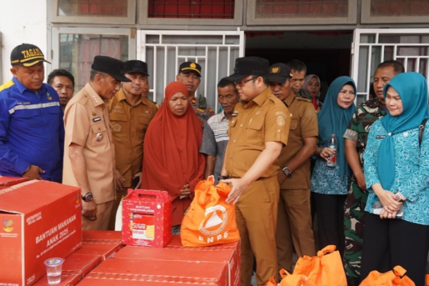 Wabup Gowa Salurkan Bantuan dan Tinjau 2 Lokasi Terdampak Puting Beliung