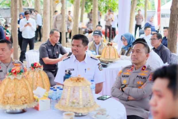 Bupati Uji Nurdin Ikuti Penanaman Jagung Serentak Nasional