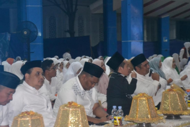 5.000 Warga Ramaikan Maros Berzikir