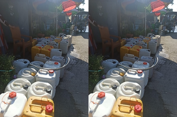 Suplai PDAM Makassar Tak Lancar, Warga NTI Beli Air Bersih Rp5 Ribu/Jeriken