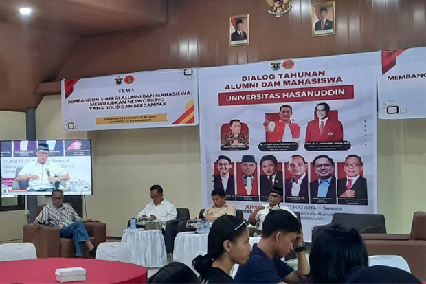 Dialog Tahunan IKA Unhas Soroti Penyerapan Alumni di Dunia Kerja