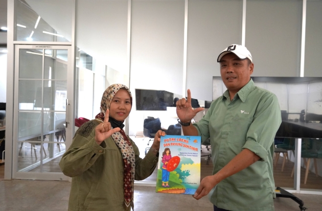 PT Vale Dorong Literasi Anak Loeha Raya Lewat Donasi Buku
