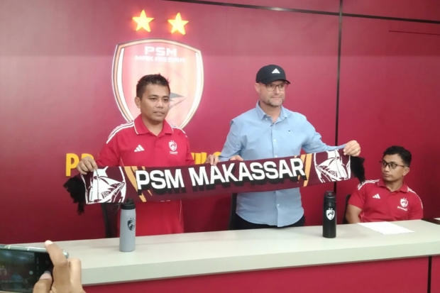 Resmi Diperkenalkan, Tantangan Berat Menanti Thomas Trucha