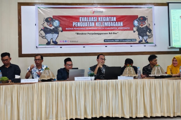 Bawaslu Jeneponto Gelar Evaluasi Penguatan Kelembagaan