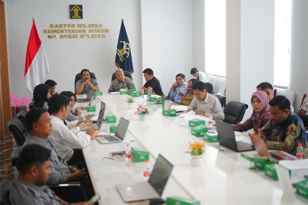Kemenkum Sulsel Beri Masukan Substansi Raperda Keterbukaan Informasi Publik Wajo