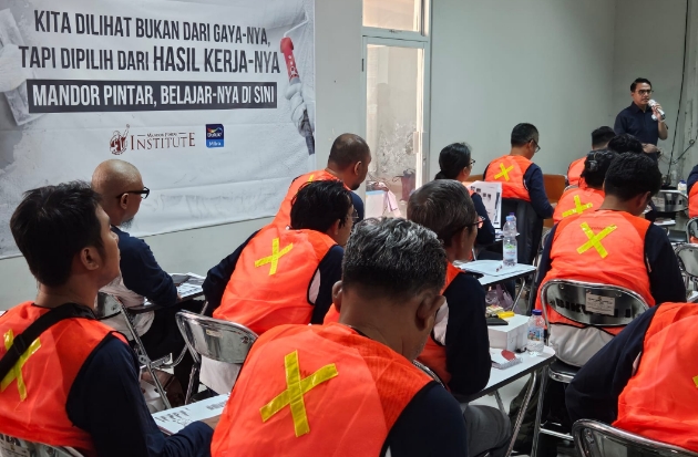 Semen Merah Putih Rayakan Hari Pahlawan Bersama Pahlawan Konstruksi