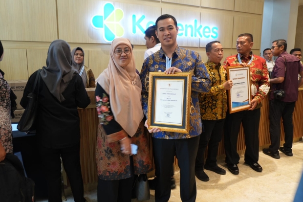 Berhasil Turunkan Stunting, Bupati Pangkep Diganjar Penghargaan oleh Kemenkes RI