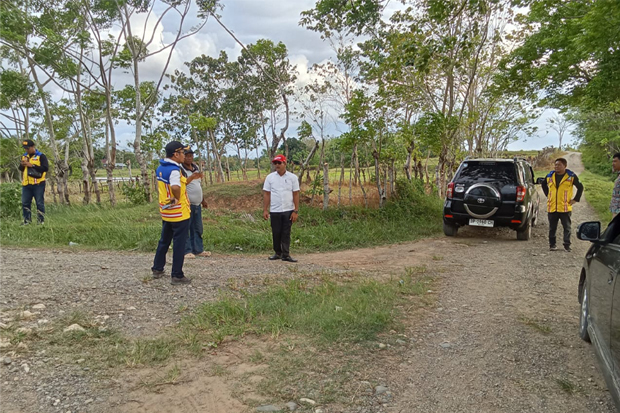 Andi Rosman dan DBR Penuhi Janji, Jalan di Desa Waetuwo dan Tua Akhirnya Dikerjakan