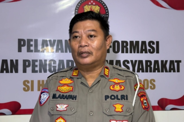 Tak Terima Ditegur Polisi, Pengendara Tak Pake Helm Ngamuk