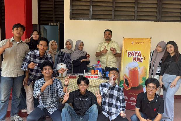 Empat Desa, Empat Inovasi: Mahasiswa FISIP Unhas Gelar Pameran Kewirausahaan