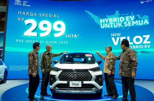 Toyota Perkuat Produk Elektrifikasi di GJAW 2025: Luncurkan New Veloz Hybrid EV