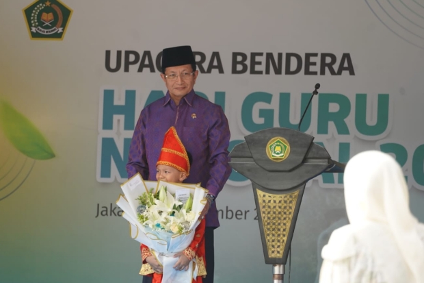 Peran Guru Pilar Utama Pembangunan Pendidikan di Indonesia