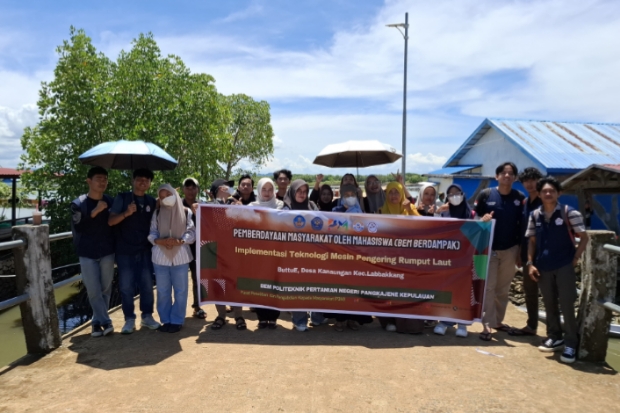 BEM Polipangkep Hadirkan Inovasi Mesin Pengering Rumput Laut di Desa Kanaungan