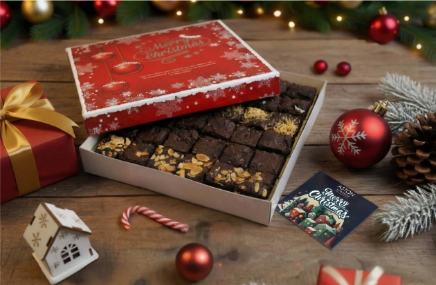 Aston Makassar Hadirkan Festive Hampers Chocolate Brownies