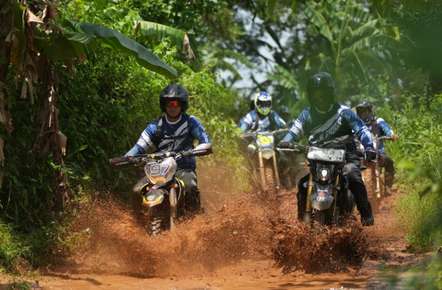 108 Rider Taklukkan Jalur Ekstrem di CRF Trail Adventure South Sulawesi Series 2025