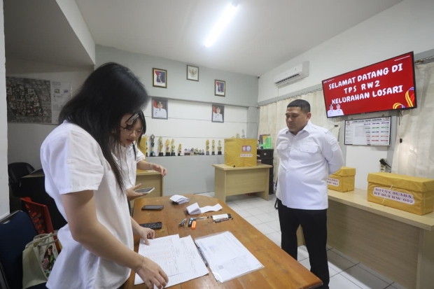 Walkot Munafri Saksikan Langsung Antusiasme Warga Dalam Pemilihan RT/RW