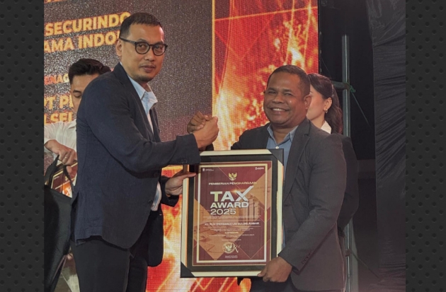 PLN UID Sulselrabar Raih Tax Award dari Pemkot Makassar