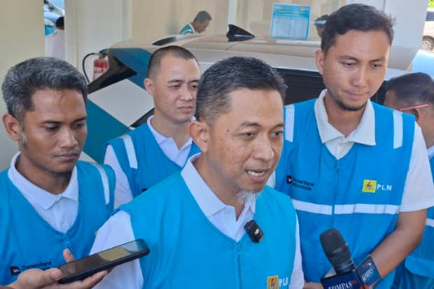PLN UID Sulselrabar Resmikan Ruang Teduh SPKLU Pertama Jeneponto