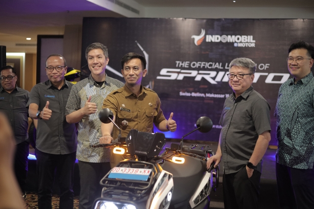 DLH Makassar Pilih Motor Listrik Tyranno sebagai Randis, Langsung Borong 38 Unit