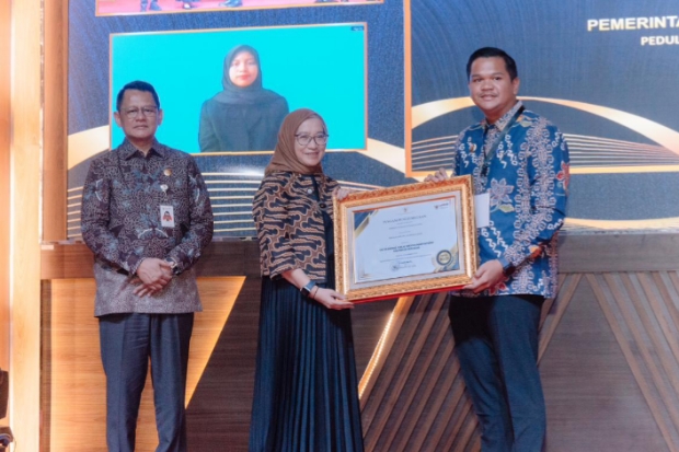 Bantaeng Terima Penghargaan Kemenpan-RB, Satu-satunya dari Sulsel