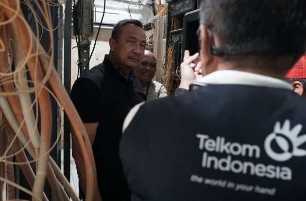 TelkomGroup Salurkan Bantuan Rp2,3 Miliar & Aktifkan Internet Satelit di Sumatera