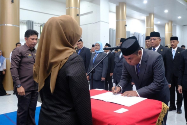 Perkuat Tata Kelola Pemerintahan, Bupati Gowa Lantik Pejabat Pimpinan Tinggi Pratama