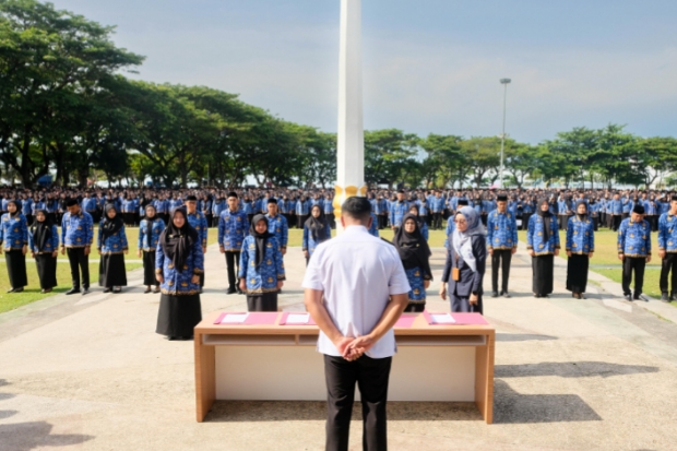 Serahan SK Ribuan PPPK, Pemkab Bantaeng Tegaskan Komitmen Penataan ASN