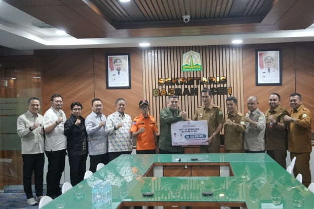 Wali Kota Munafri Salurkan Langsung Bantuan Kemanusiaan ke Aceh