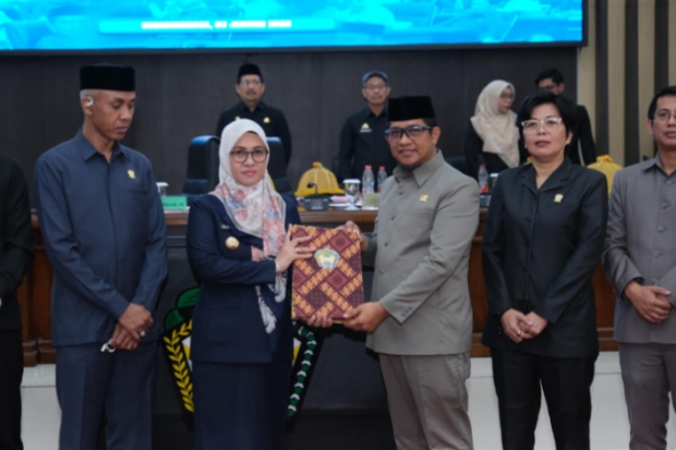 Pemkab–DPRD Gowa Tetapkan Ranperda Pengelolaan Aset Daerah