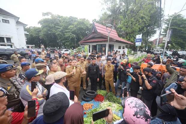 Wali Kota Tegaskan Penataan Pabaeng-baeng Demi Keselamatan Pedagang