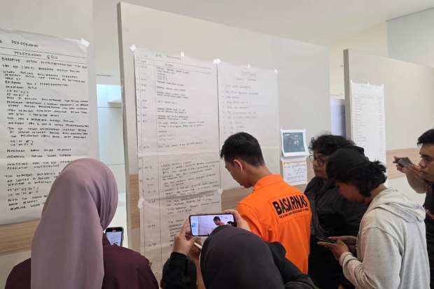 Jenazah yang Ditemukan di Lokasi Kecelakaan Pesawat Berjenis Kelamin Laki-laki