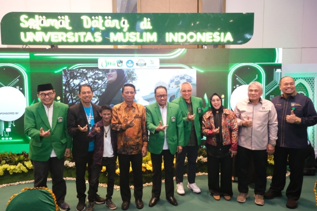 Hadirkan Inovasi dan Layanan Edukatif, Booth UMI Jadi Magnet Pelajar di Expo Pendidikan